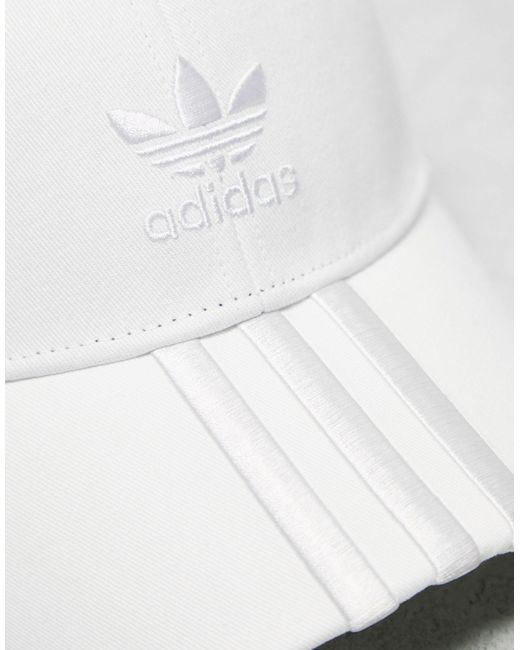 Gorra blanca con 3 rayas Adidas Originals de color White