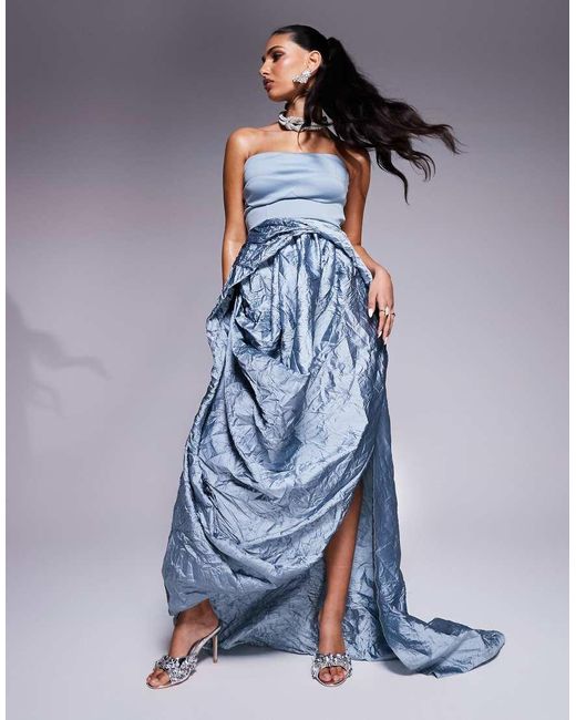 Vestido Largo Con Escote Palabra De Honor Y Falda De Tafetán Texturizado Premium De ASOS de color Blue