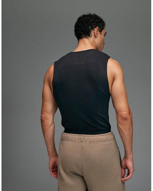 4505 Gray Seamless Physique Defining Muscle Fit Compression Base Layer Singlet for men