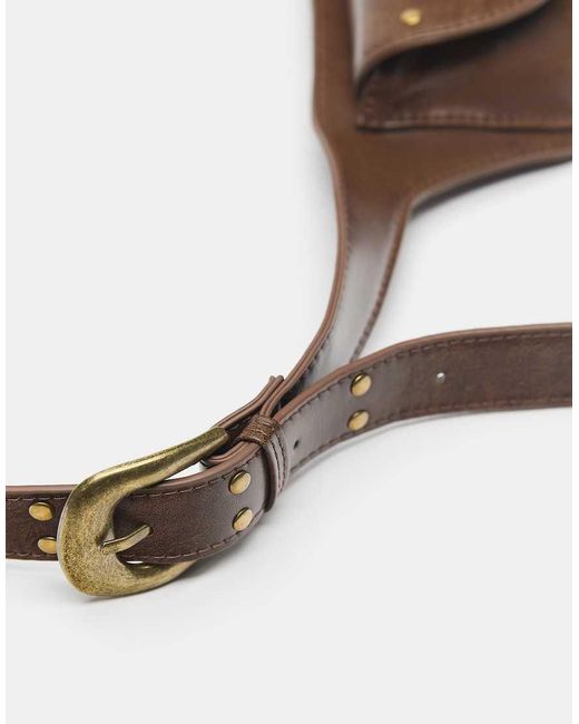 Marsupio Con Borchie di Pull&Bear in Brown