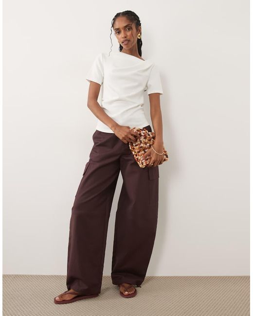 Top di Threadbare in White