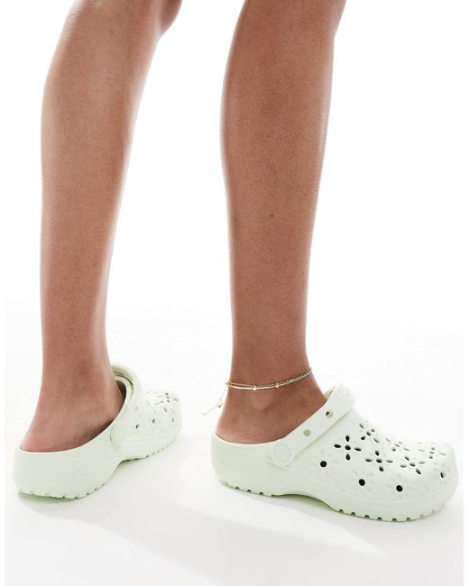 CROCSTM White – classic – clogs