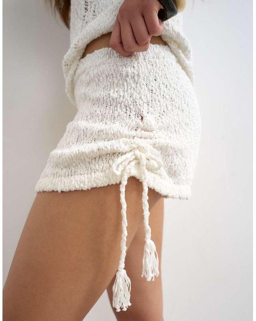 TOPSHOP White Knitted Side Tie Micro Shorts