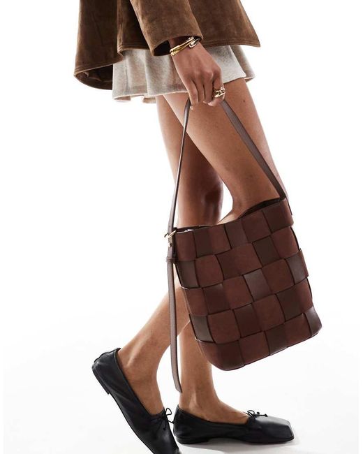 Borsa Shopping A Secchiello Color Cioccolato di ASOS in Brown