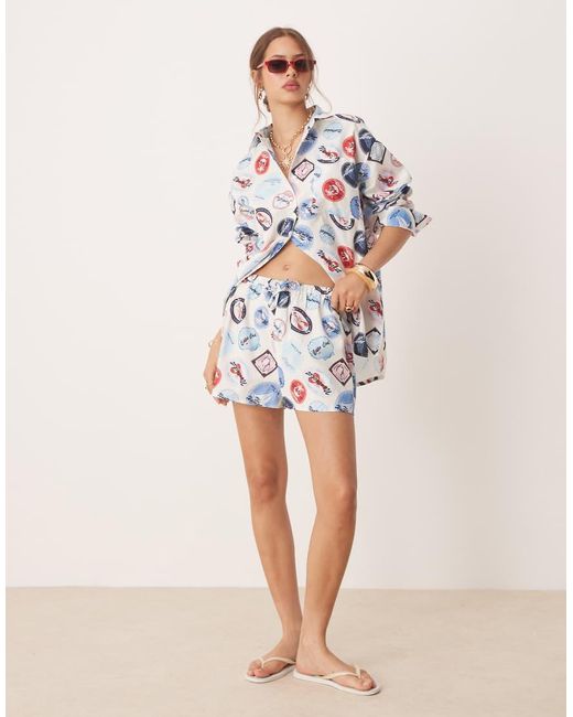 Miss Selfridge Short Met Vakantieprint, Deel Van Co-Ord Set in het Multicolor
