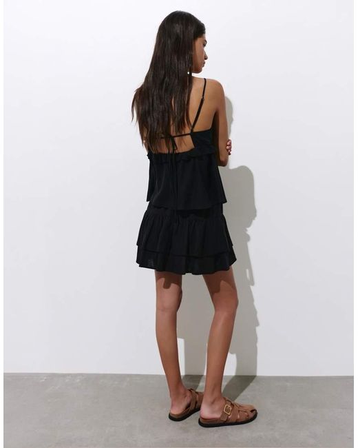 Minigonna Con Volant di Pull&Bear in Black
