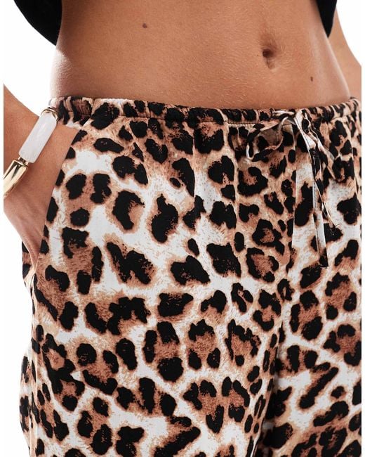Vero Moda Natural – easy – hose mit weitem bein, tunnelzug-bund und leopardenmuster