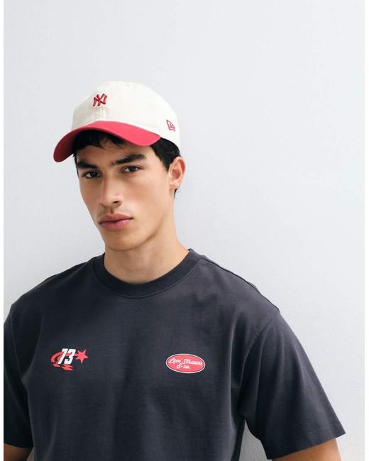 Levi's Blue Graphic Relaxed T-shirt for men