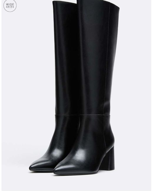 Stradivarius Black Wide Fit. Brown Heeled High-leg Boots