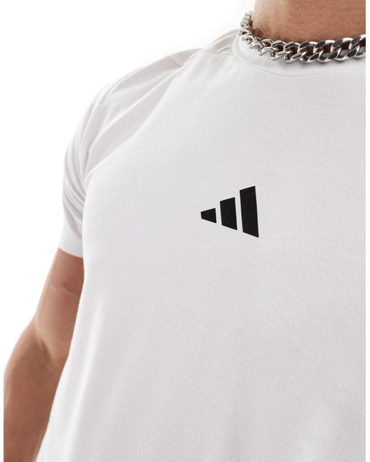 Adidas Originals White Adidas D4t T-shirt With Small Chest Logo for men