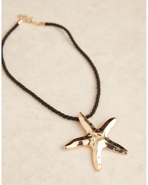 Collana Con Cordino E Ciondolo A Stella Marina Dorato di ASOS in Brown