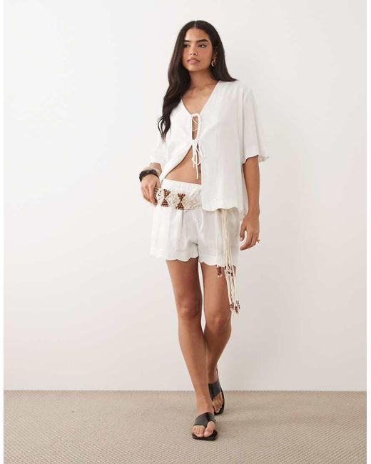 Kaiia White Exclusive Linen Blend Tie Front Scallop Edge Top