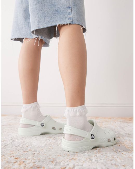 CROCSTM Natural – klassische clogs