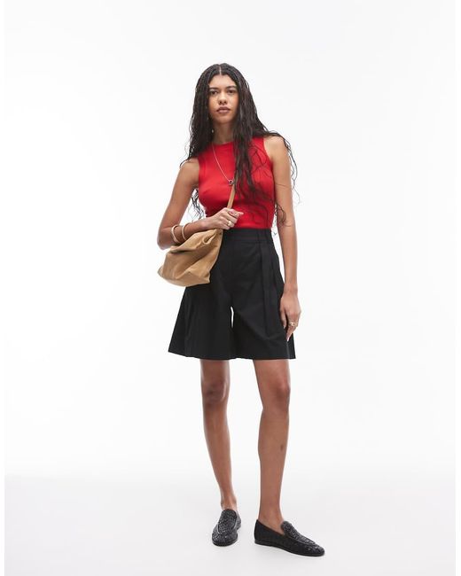 TOPSHOP Langere Short Met A-Lijn En Dubbele Plooi in het Black