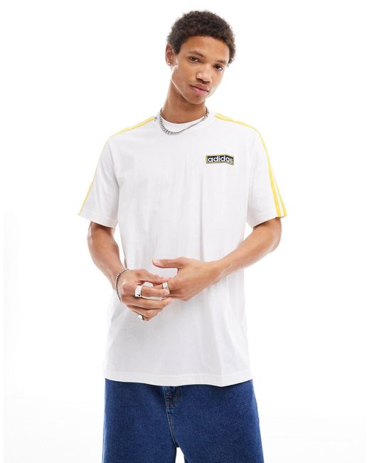 Camiseta blanca con logo amarillo Adidas Originals de hombre de color White