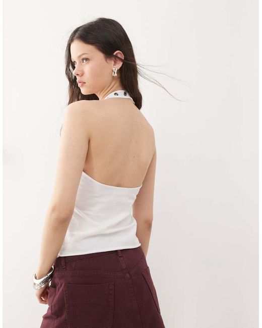 Top Allacciato Al Collo Con Occhielli di Weekday in White