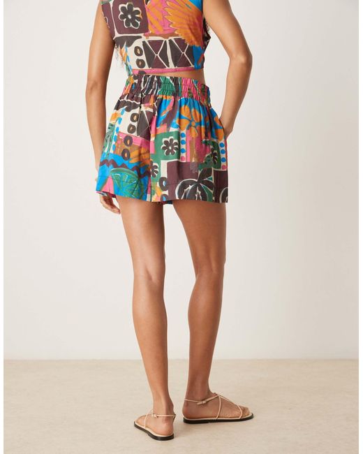 ASOS Orange – schlupfshorts mit karnevalmuster, kombiteil