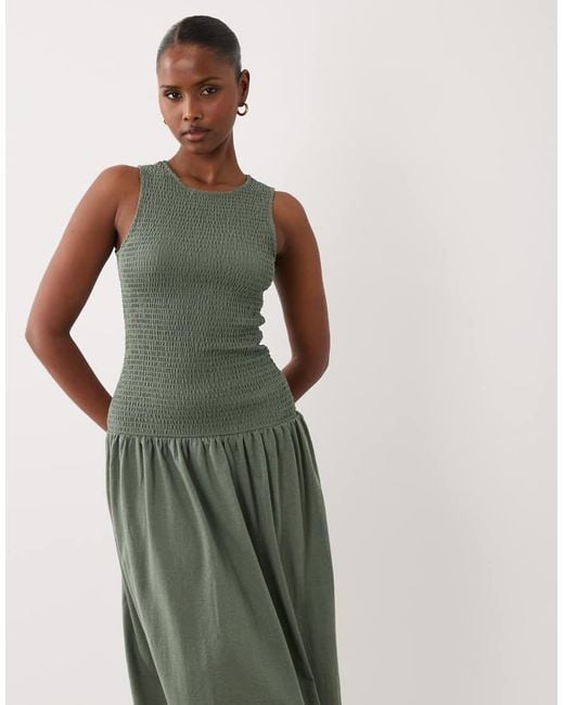 Vila Green Sleeveless Smocked Midi Dress
