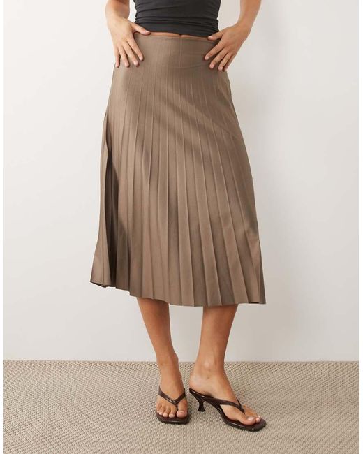 Vila Natural Pleated Midi Skirt