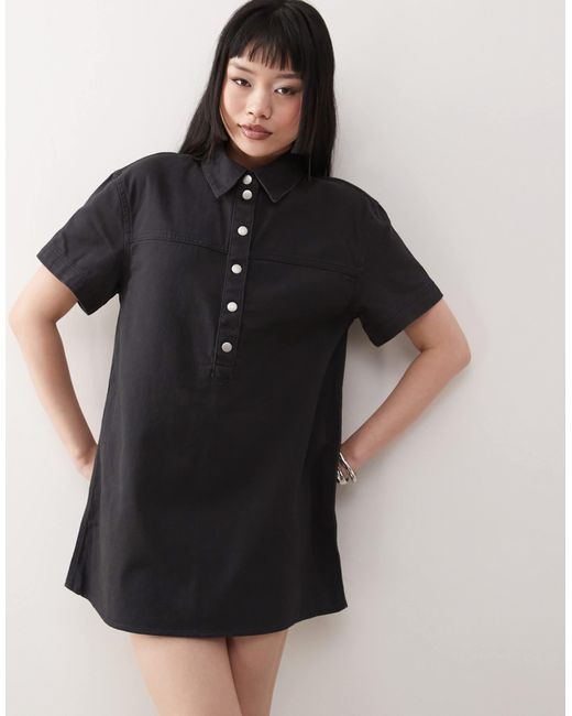 Robe chemise oversize en sergé - délavé Monki en coloris Black