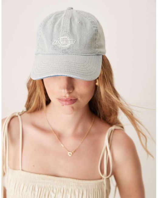 Gorra Dad Con Lavado Claro De Denim De Dickies de color Natural