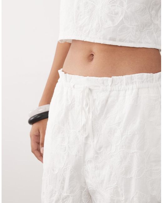 Lisboa di Mango in White