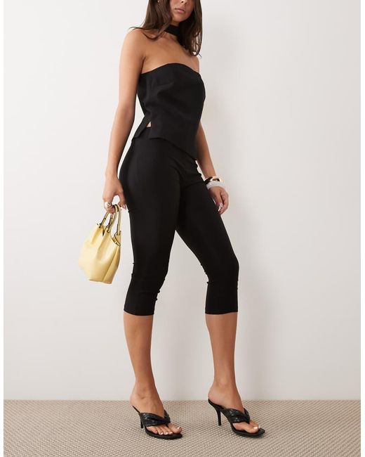 Motel Black Asla Stretch Tailored Capri