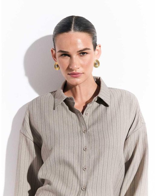 Kaiia Natural Exclusive Open Tie Back Shirt