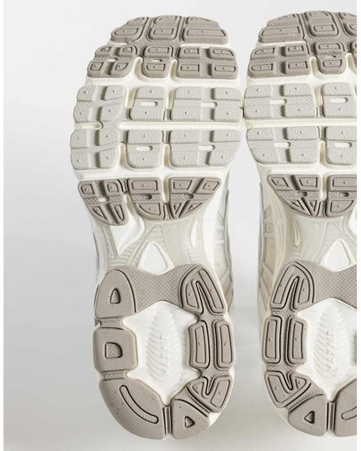 Nike White Air Max Moto 2k Sneakers