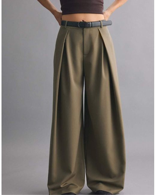 Stradivarius Gray Wide-Leg Darted Trousers With Belt