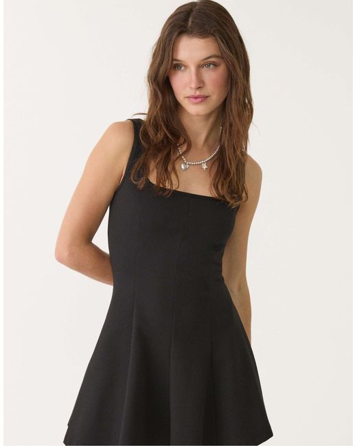 Stradivarius Black – kurzes riemchenkleid