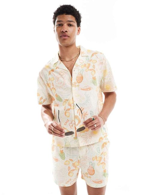 Camisa Holgada Con Estampado Playero De Native Youth de hombre de color White