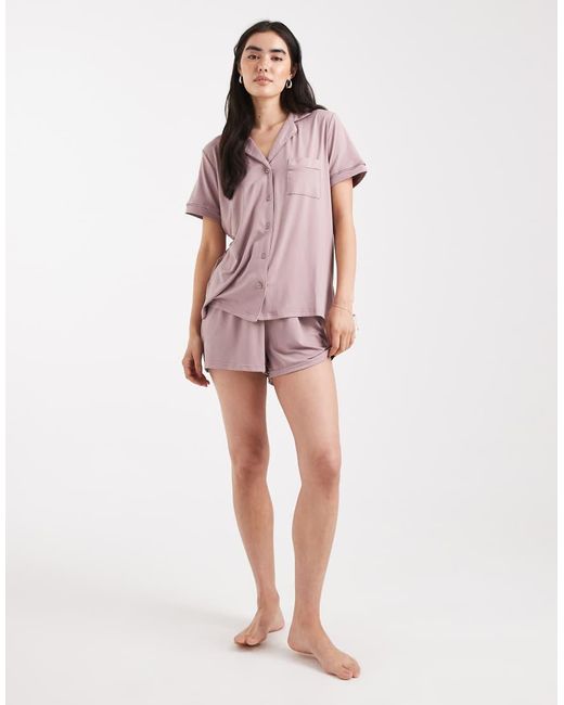 Loungeable Superzachte Jersey Pyjamaset Van Overhemd Met Korte Mouwen En Short in het Multicolor