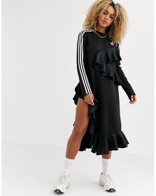 Adidas Originals Black X J KOO – es, mit Rüschen verziertes Kleid mit Trefoil-Logo