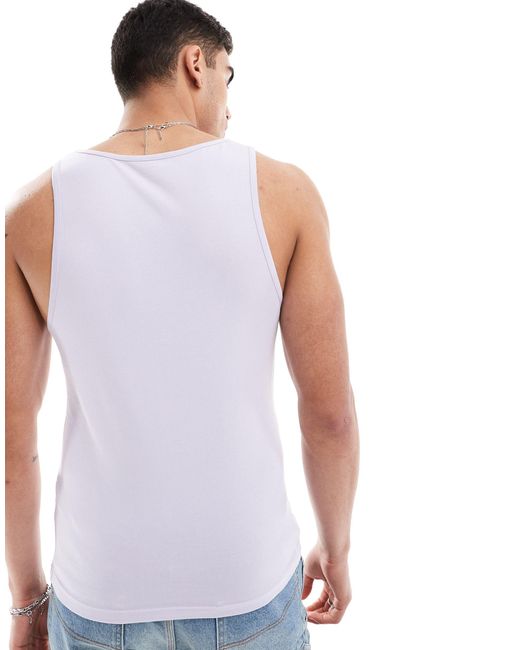 Camiseta lila ajustada sin mangas ASOS de hombre de color White