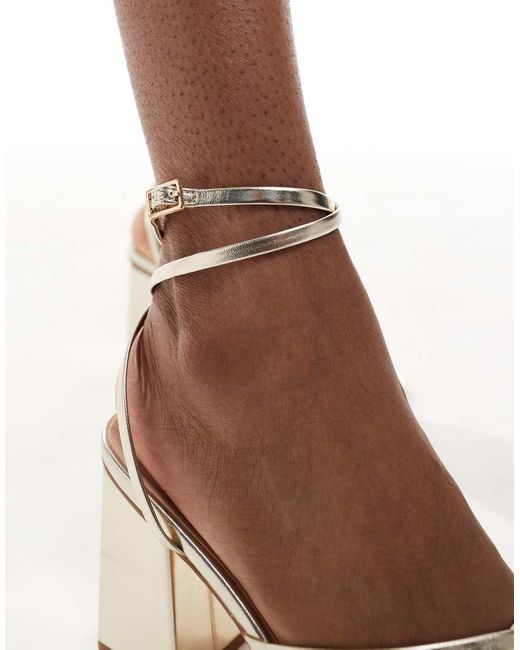 Audry di London Rebel in Brown