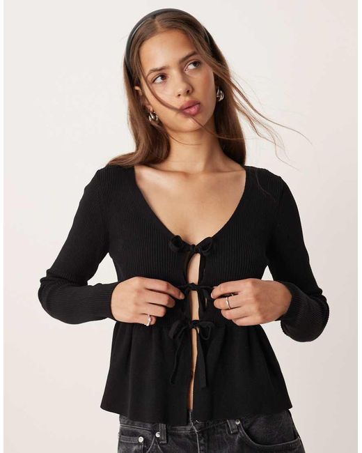 Mango Peplum Vest Met Gestrikte Voorkant in het Black