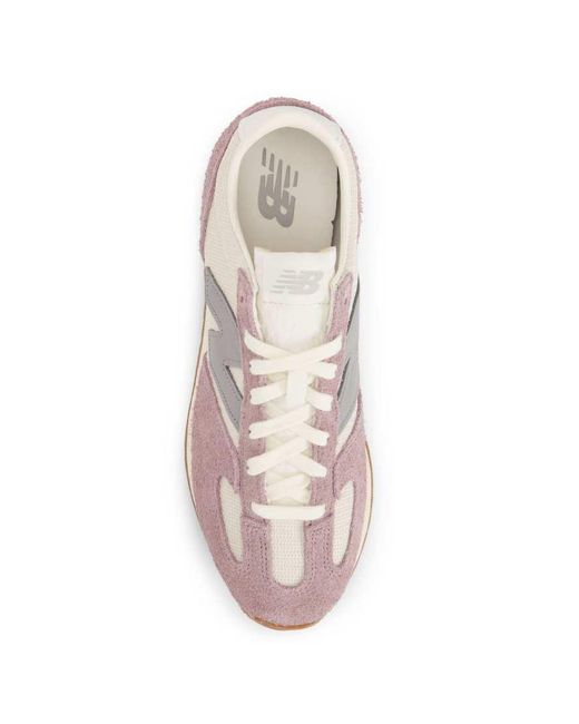 471 di New Balance in Pink