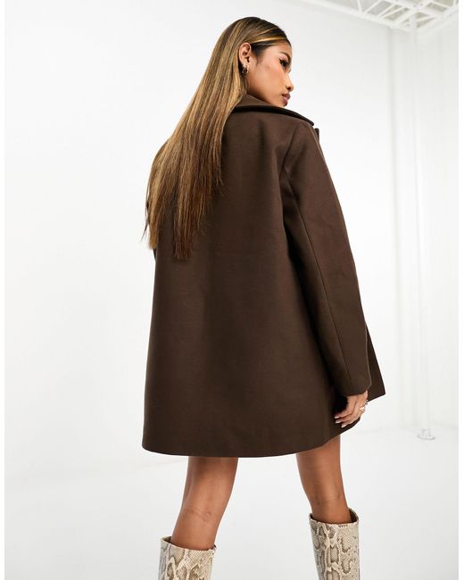 Rita - cappotto corto elegante cioccolato di Threadbare in Natural