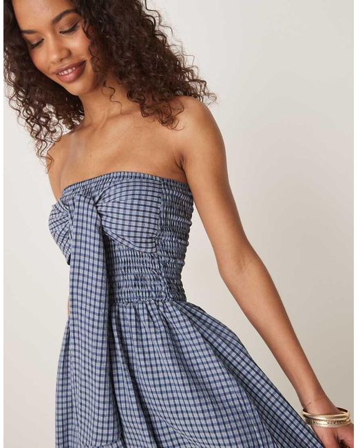 Glamorous Maxi-Jurk Met Gesmokte Taille En Strik Aan De Voorkant in het Blue