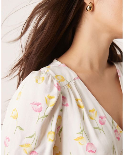 Flora - robe rétro mi-longue à motif tulipe - crème Nobody's Child en coloris Natural