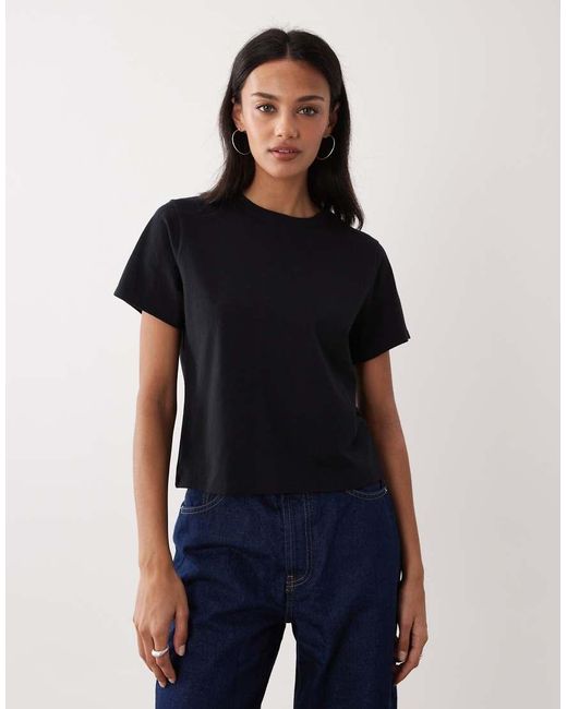 Abercrombie & Fitch Black Skimming Tee