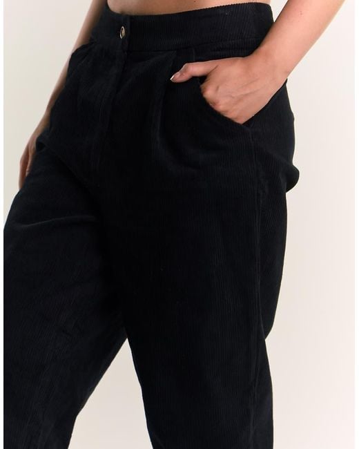 agon® Natural Cuffed Ankle Cargo Trousers