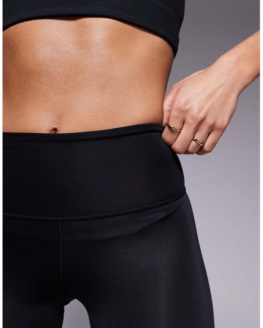 Leggings Cortos De 8" Negros Con Logo Flex De Training The North Face de color Blue