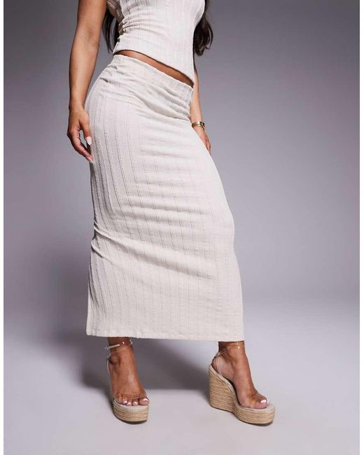 Falda Midi Texturizada De -Blanco River Island de color Purple