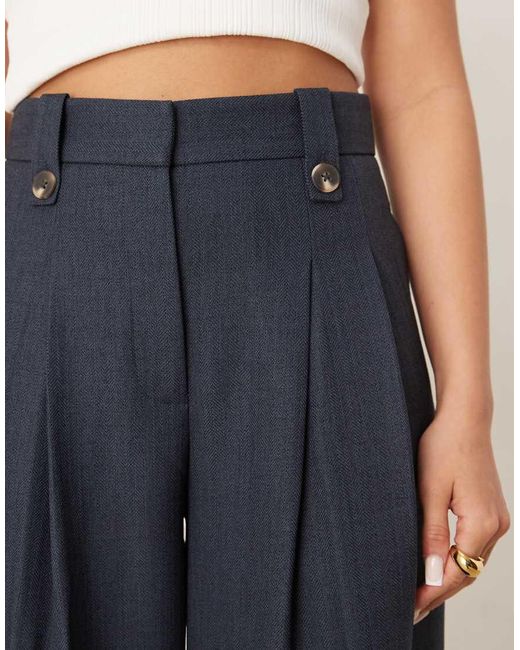 Pantalones De Sastre Capri De Pernera Ancha Con Patrón De Espiga Y Pinzas De ASOS de color Blue