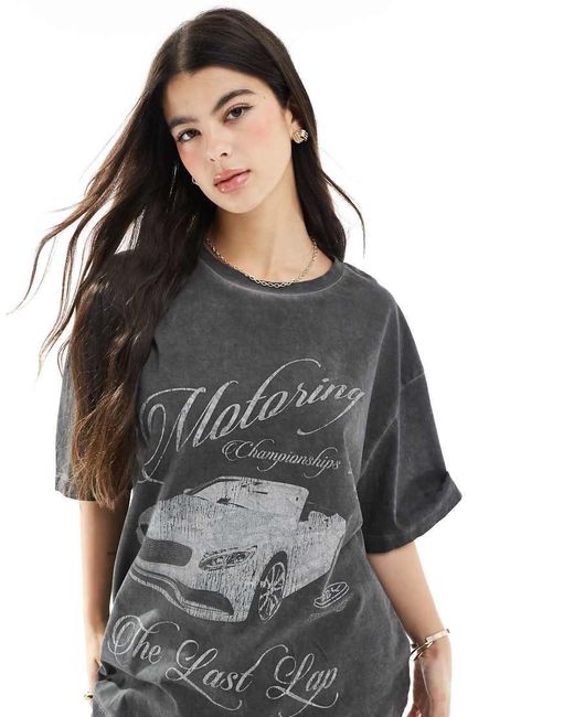 T-Shirt Oversize Color Antracite Slavato Con Grafica Di Auto Con Scritta "Motoring" di ASOS in Black