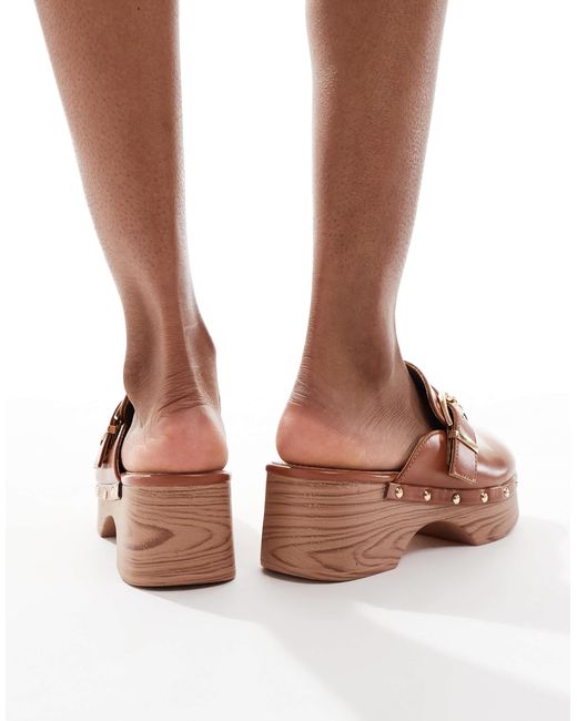 SEQWL Brown Clog Mules With Buckle