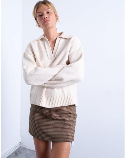 TOPSHOP White Knitted V Neck Collar Jumper