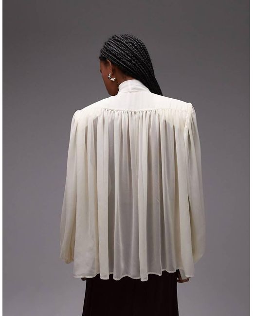 ASOS Chiffon Blouse Met Schoudervulling En Boho Strik in het Gray
